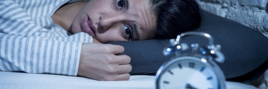 Влияние стресса на сон: причины возникновения бессонницы